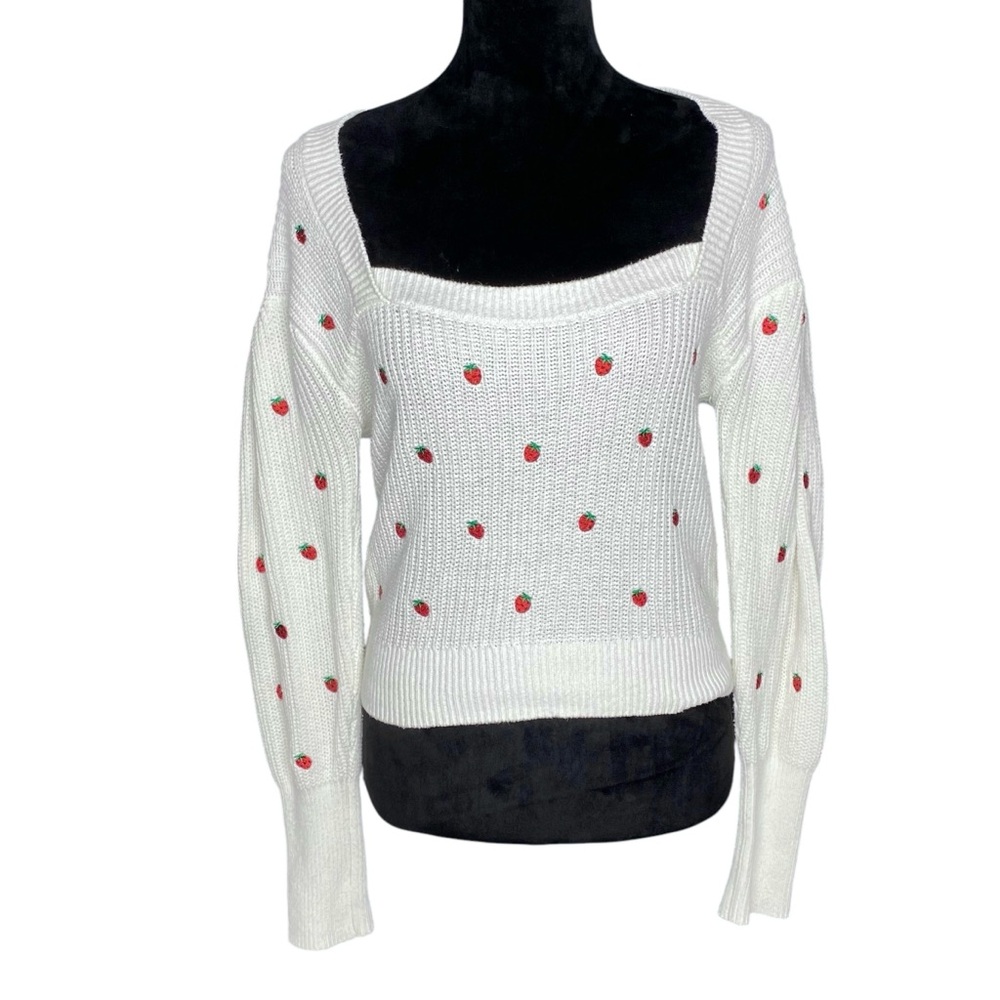 OPEN TO OFFERS Maeve by Anthropologie Strawberry Sweater square neckline size XS